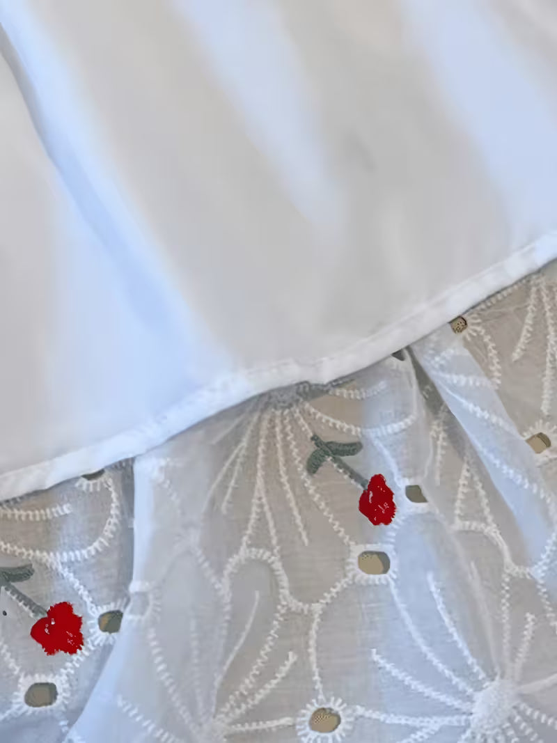 Jupe Longue Blanche Brodée Cerises – Taille Élastique & Style Bohème
