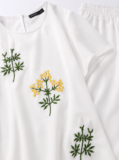 Ensemble Femme Blanc Brodé de Fleurs – Élégance & Confort