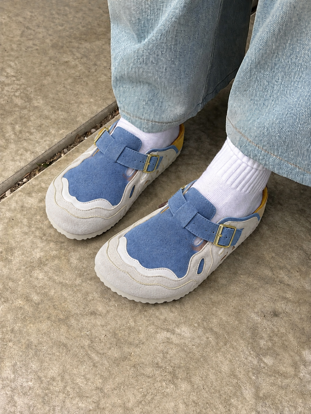 Sabots en Daim – Style Rétro Chic et Tendance